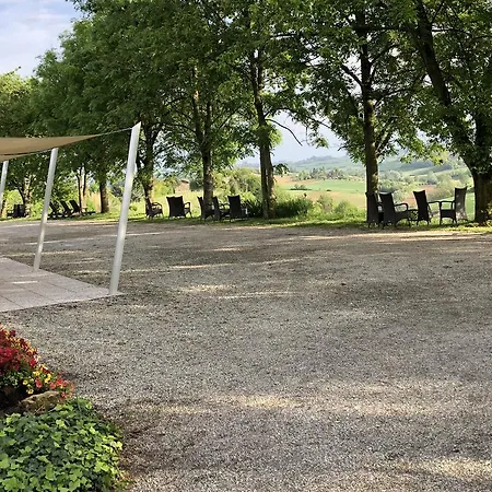 Alloggio per agriturismo La Quercia *